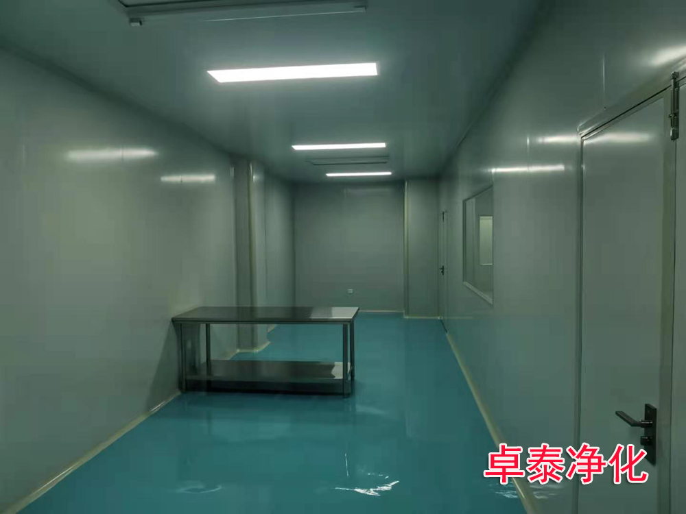 在潔凈室、凈化車間中怎么控制設(shè)備粉塵擴(kuò)散，又能節(jié)能能耗呢？河北凈化車間裝修公司