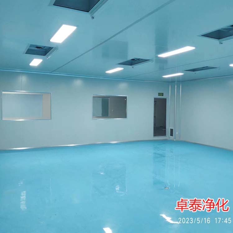 河北消字號凈化車間裝修施工現(xiàn)場，潔凈室裝修設(shè)計施工廠家找卓泰凈化